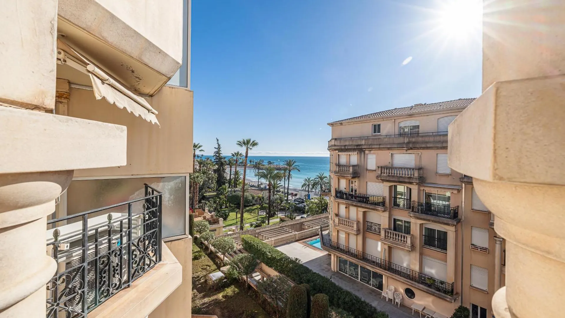 Lägenhet St.Roch : Vue Mer, Parking, Clim Menton